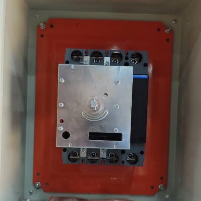 TPN Switch 250A – Three Phase Neutral Isolating Switch complete with handle